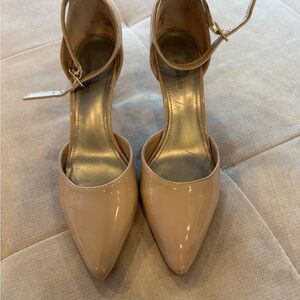 Elegant Beige Women's Shoes